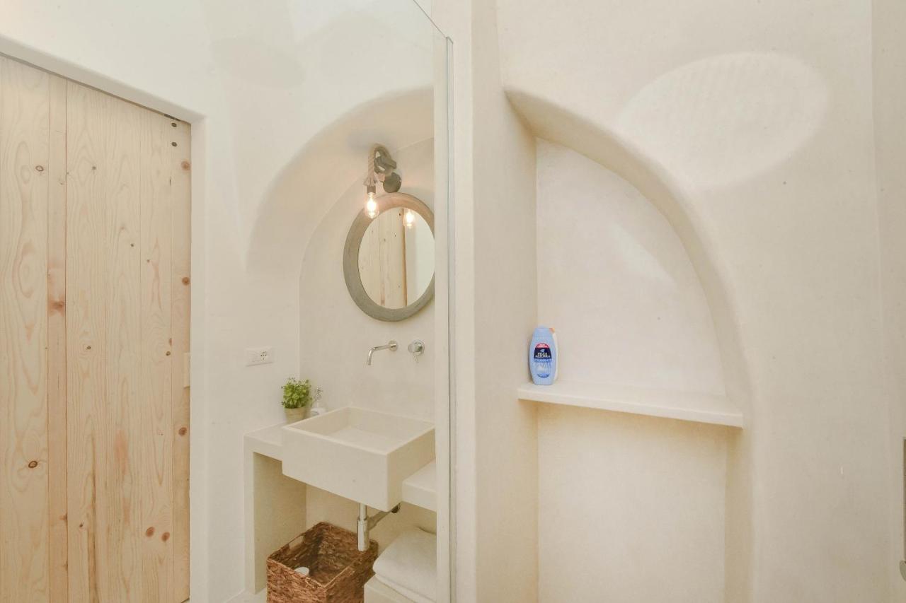 Casa Flami' 3 Apartment Остуни Екстериор снимка
